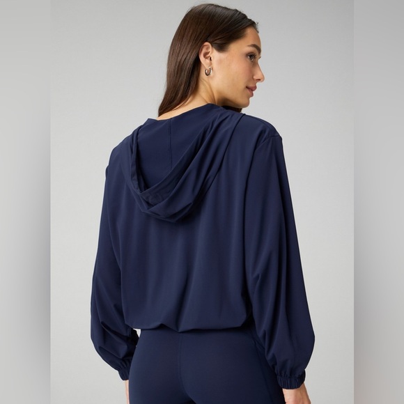 NEW Fabletics All Day Jacket - Picture 2 of 3